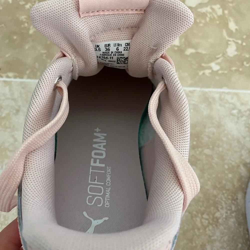 Pink Puma Shoes Size 6 - Picture 6 of 7